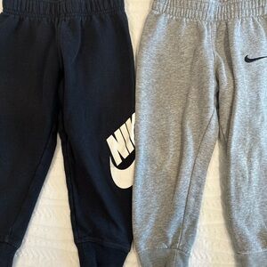 Nike Kids Black and Gray Sweatpants Set 4T
